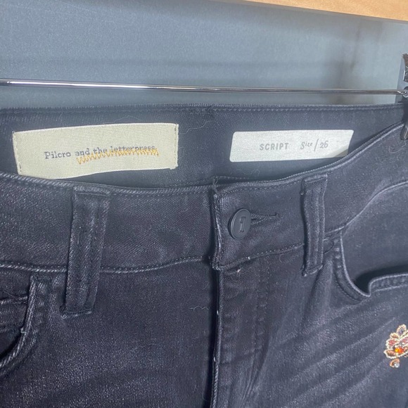 Anthropologie Pilcro Black Script Beaded Jeans 26 - Picture 4 of 9